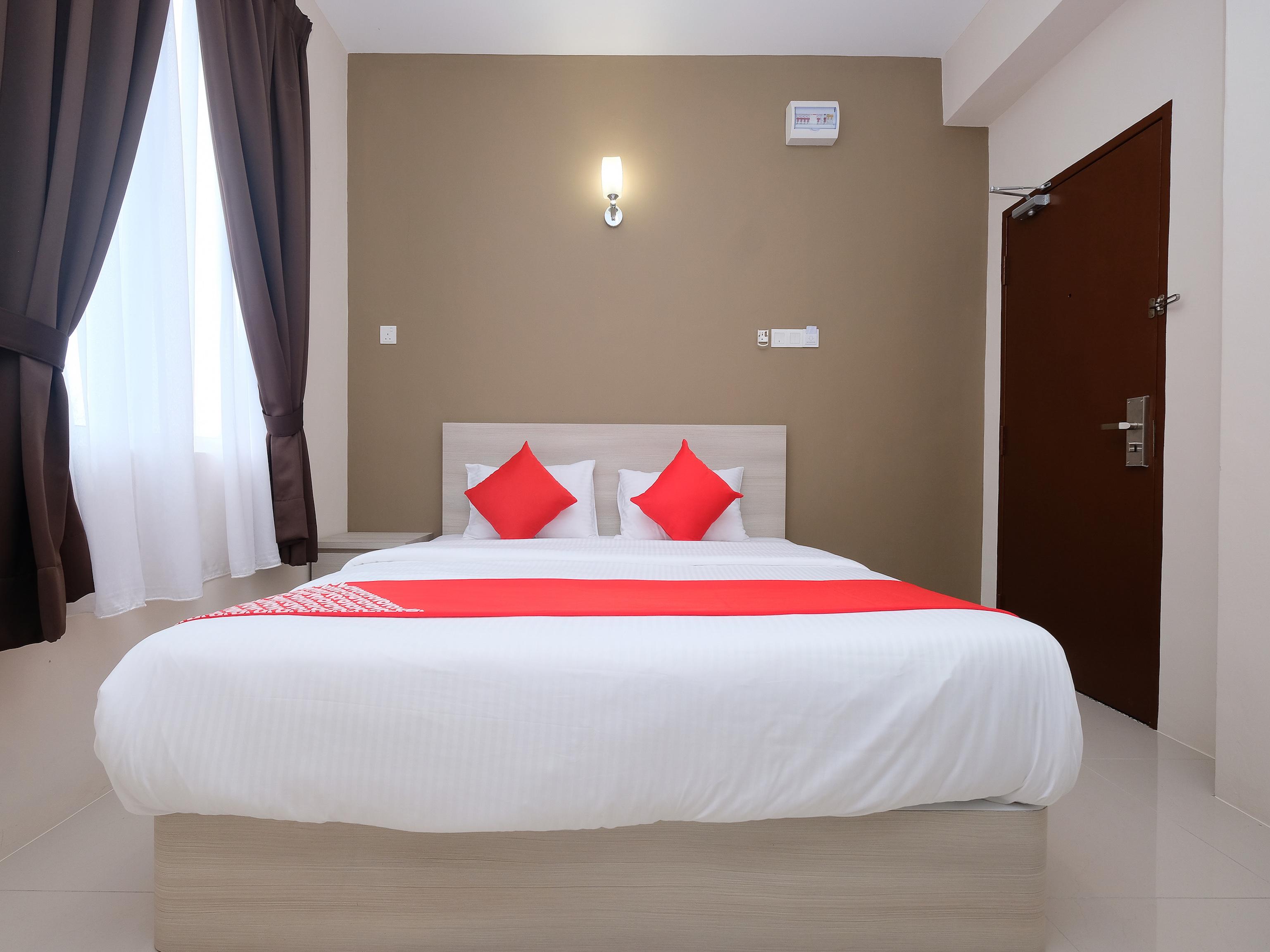 Super Oyo 43935 Mancalin Hotel Kuantan Eksteriør bilde